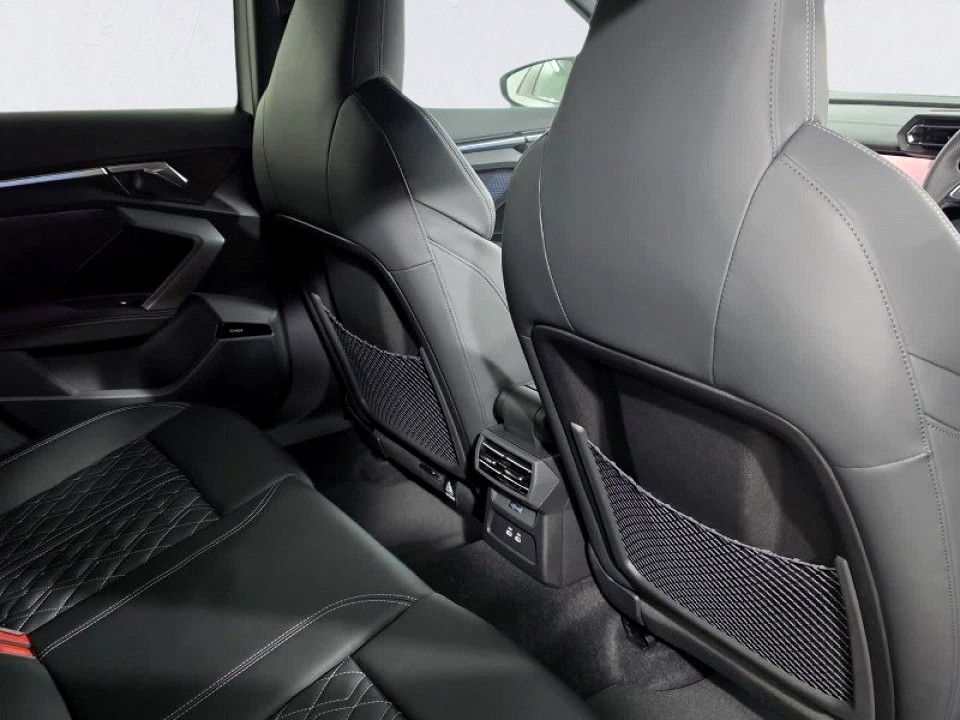 AUDI S3 QUATTRO STRONIC (245KW), image 2
