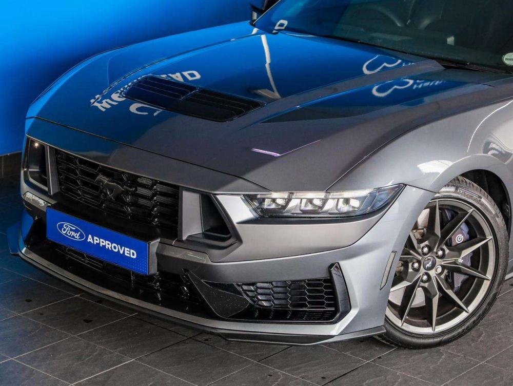 Ford Mustang 5.0 Dark Horse A/T, image 2