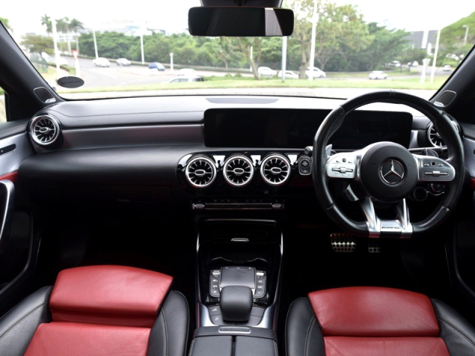 MERCEDES-BENZ AMG A35 4MATIC, image 2