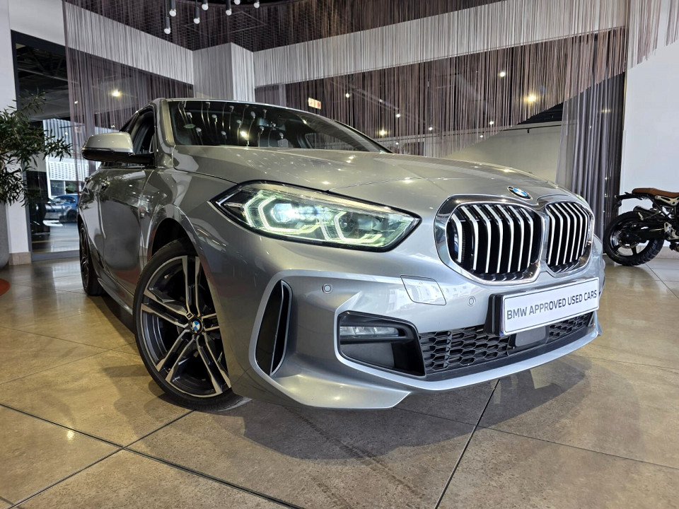 BMW 118i M Sport, image 1