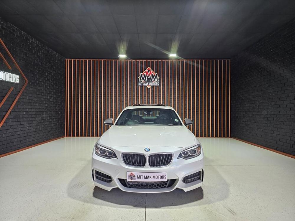 BMW M240i (F22), image 2