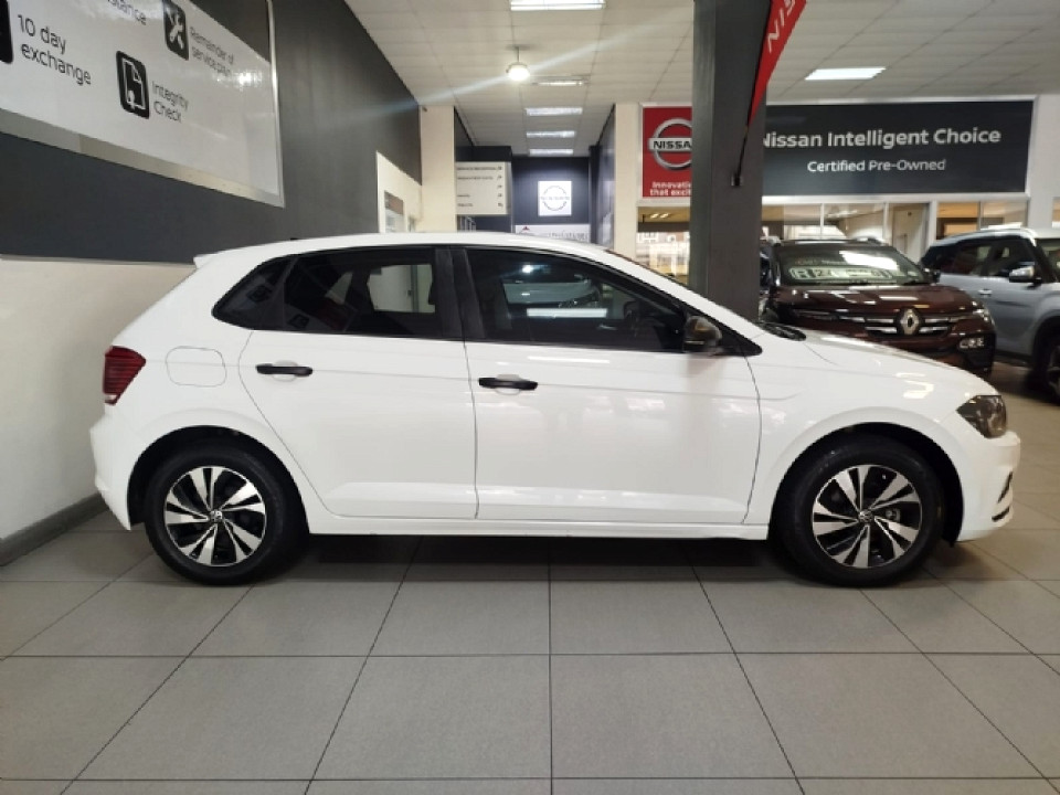VOLKSWAGEN POLO 1.0 TSI TRENDLINE, image 2