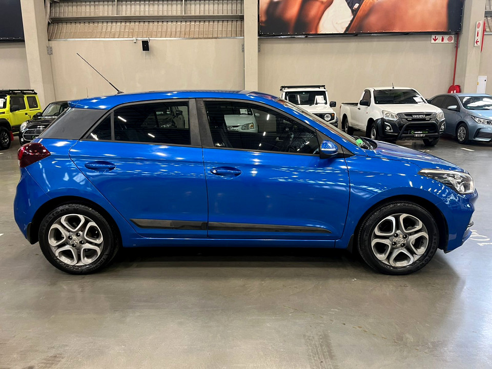 HYUNDAI i20 1.4 FLUID, image 2