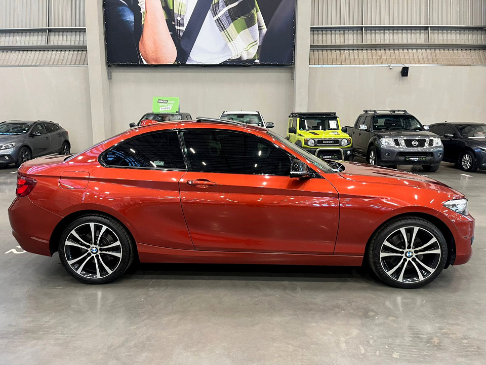 BMW 220i SPORT LINE SHADOW EDITION A/T (F22), image 2