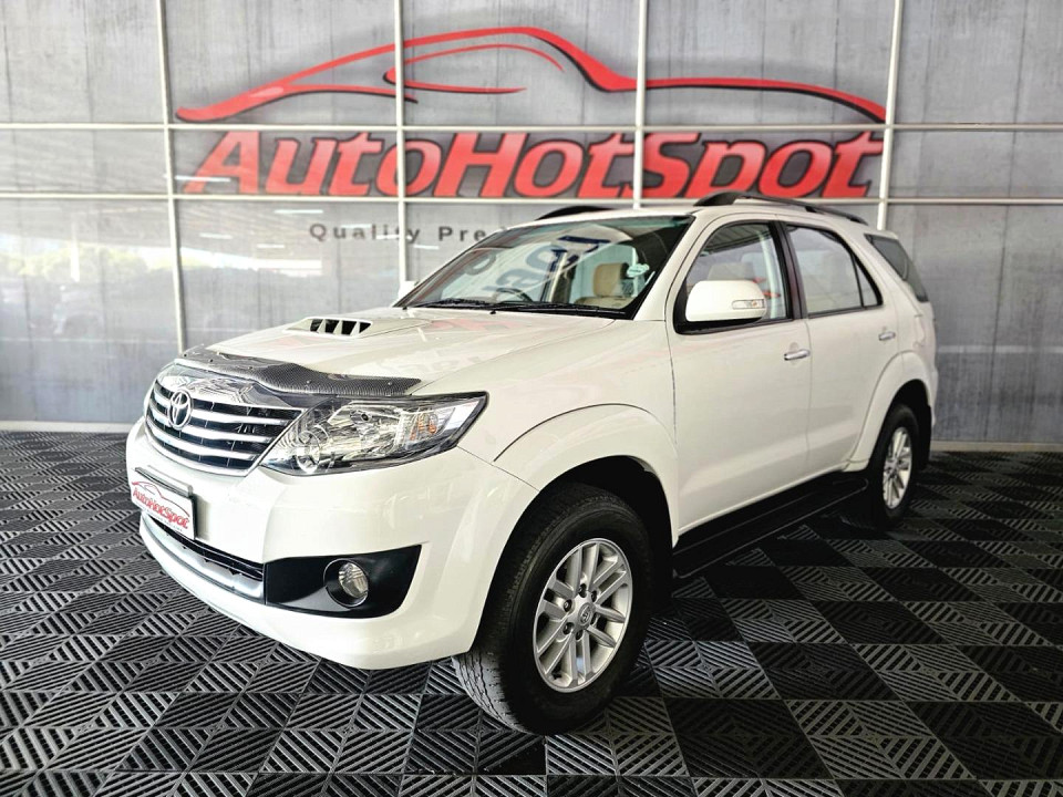 TOYOTA FORTUNER 2.5D-4D RB , image 1