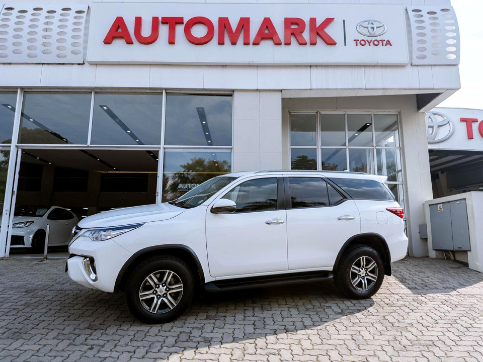 TOYOTA FORTUNER 2.4GD-6 R/B A/T, image 1