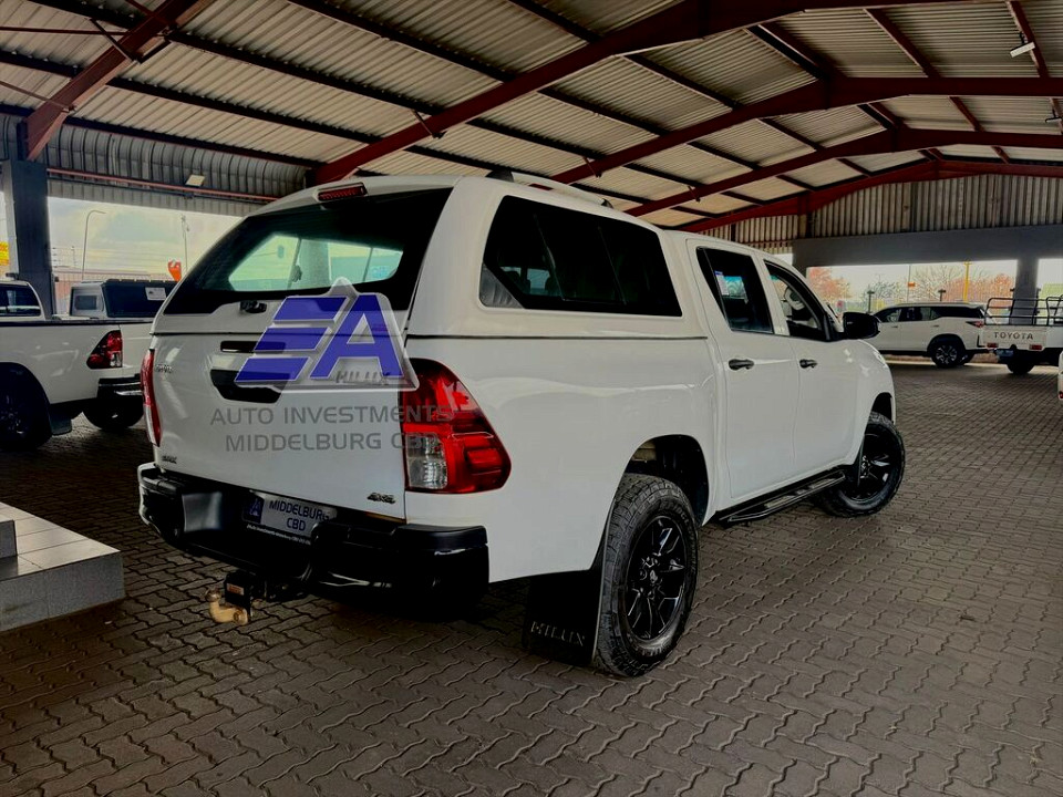 TOYOTA HILUX 2.4 GD-6 SRX 4X4 A/T P/U D/C, image 2