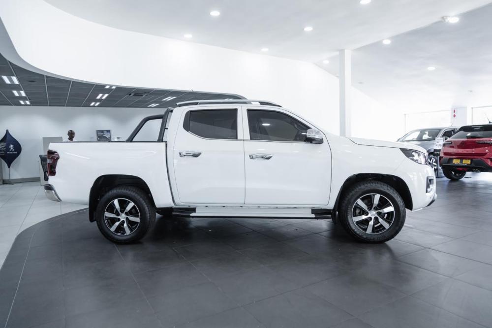 Peugeot Landtrek 4Action Double Cab 4X4, image 2