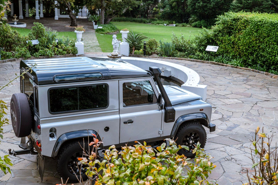 Land Rover Defender 90 TD multi-purpose S, image 1