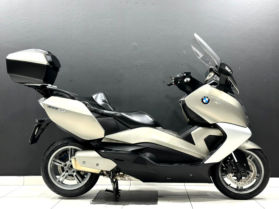 BMW GT, image 2