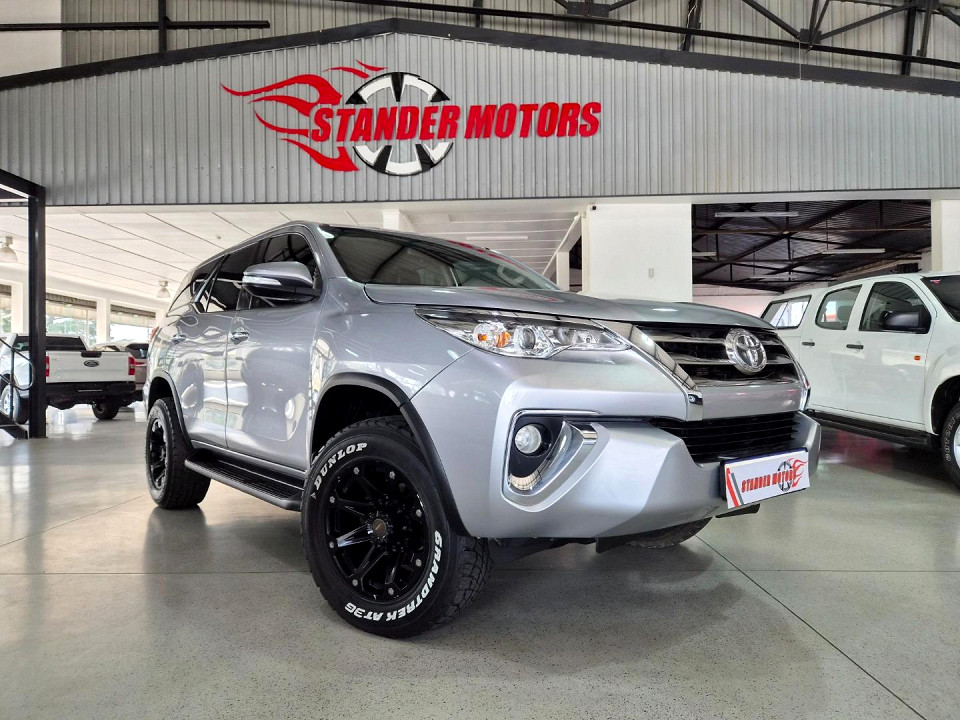 TOYOTA FORTUNER 2.4GD-6 R/B A/T, image 1
