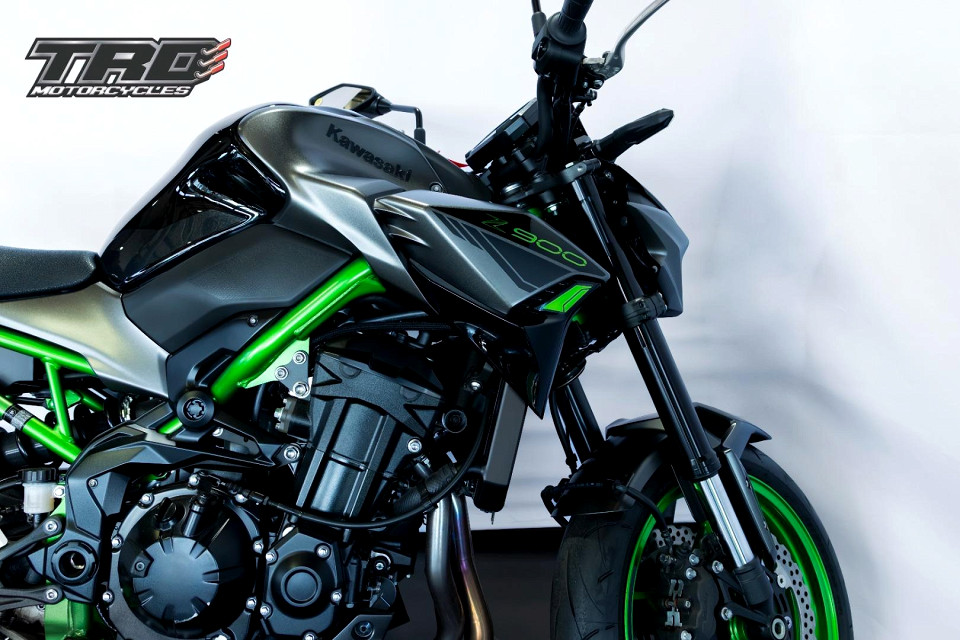 KAWASAKI 900, image 2