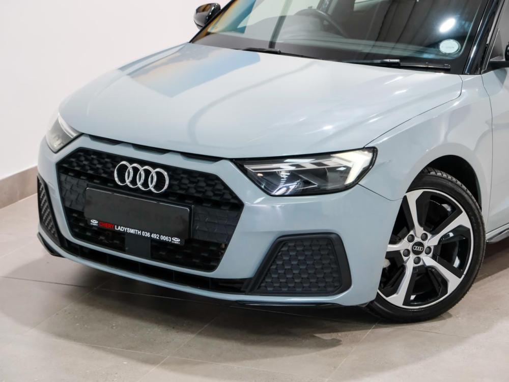 Audi A1 Sportback 30TFSI S line, image 2