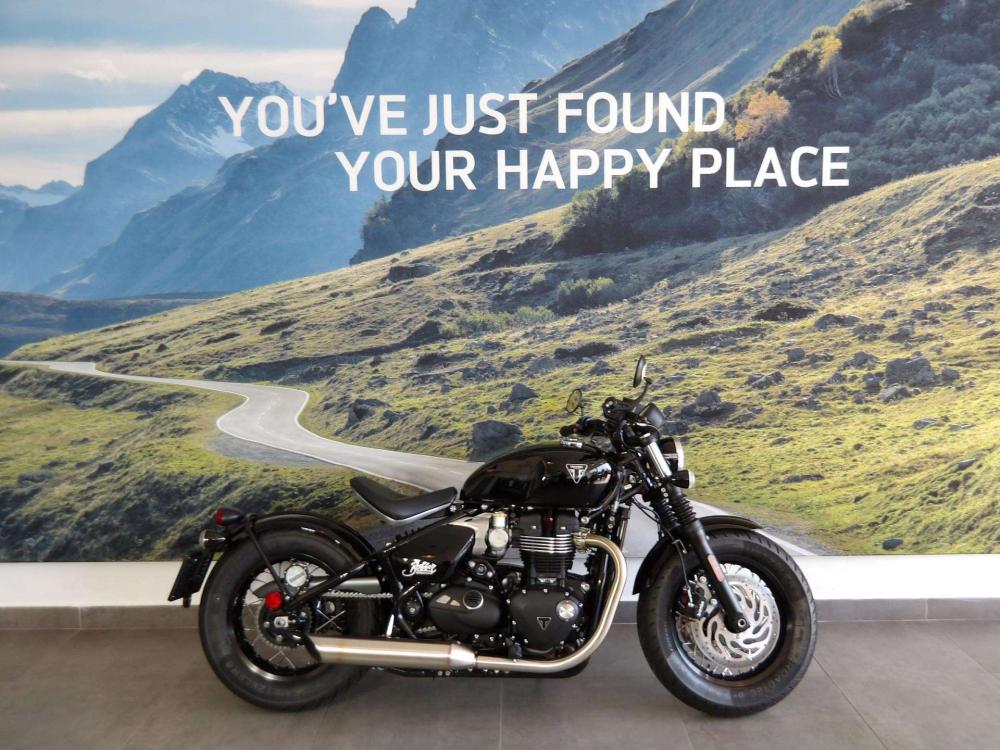 Triumph Bonneville Bobber, image 1