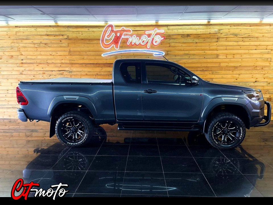 TOYOTA HILUX 2.8 GD-6 RB LEGEND A/T P/U E/CAB, image 2