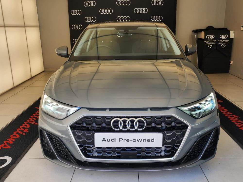Audi A1 Sportback 30TFSI S line, image 2