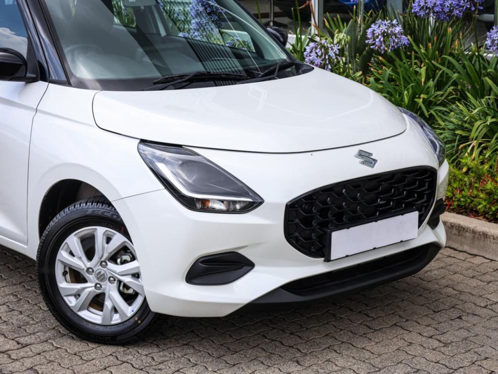 Suzuki Swift 1.2 GL+ CVT, image 2