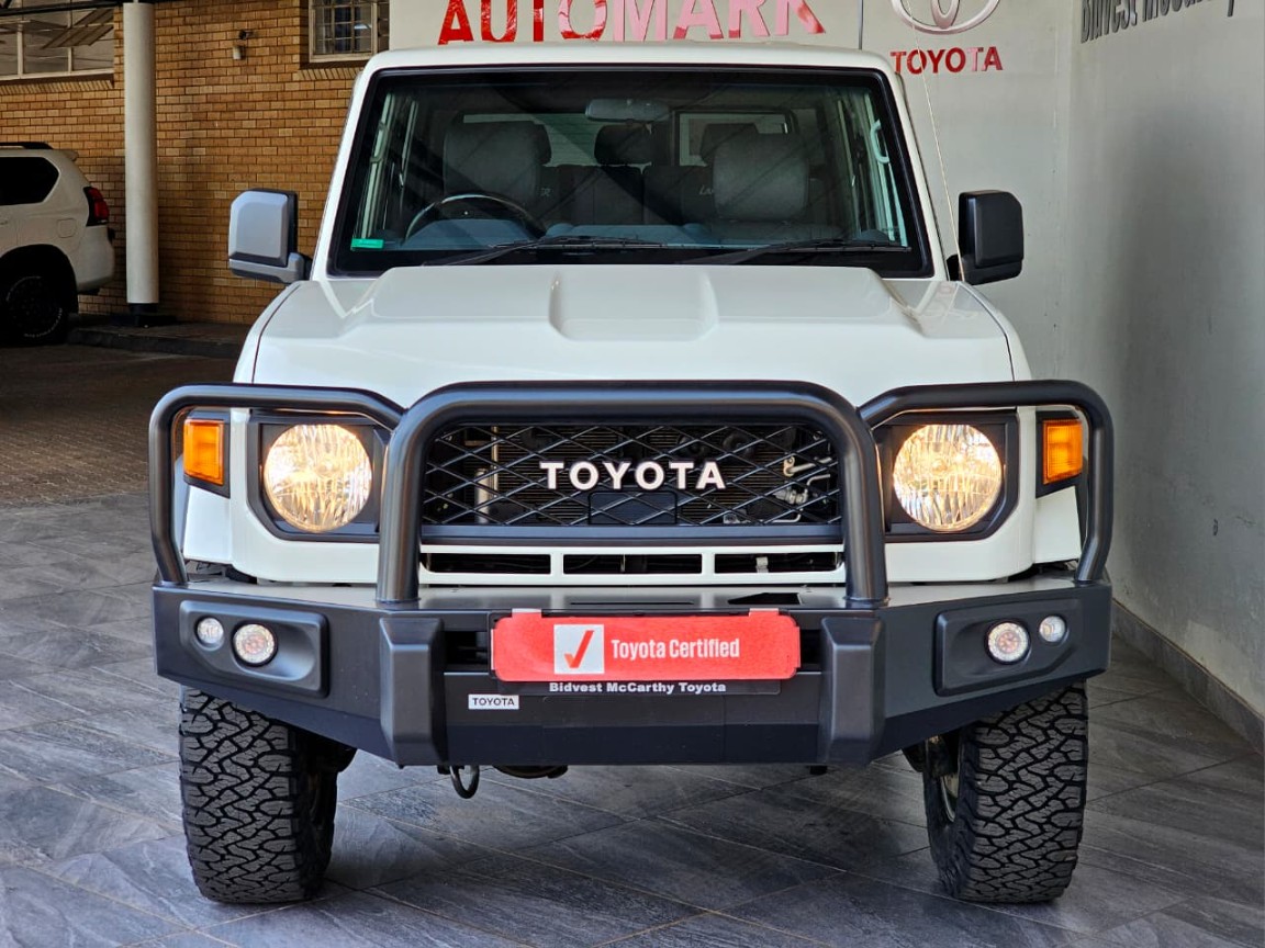 TOYOTA LANDCRUISER 76 2.8 GD-6 VX S/W A/T, image 2