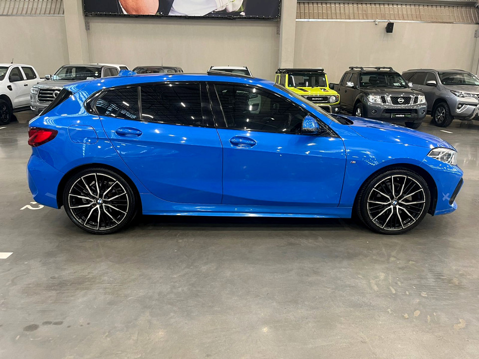 BMW 118i M Sport, image 2