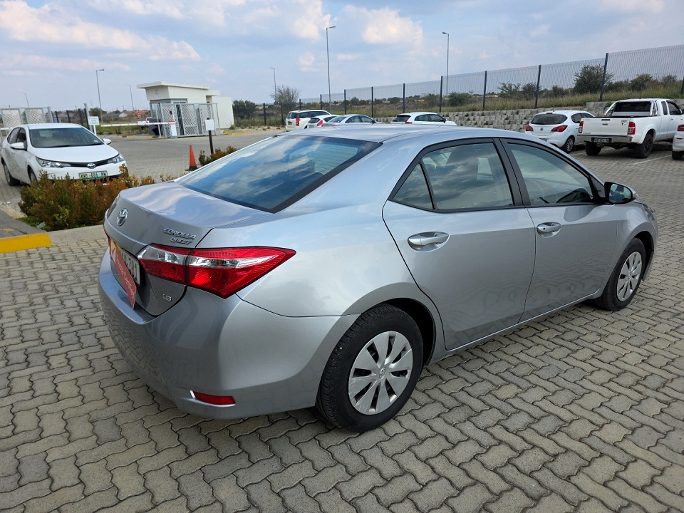TOYOTA COROLLA QUEST, image 2