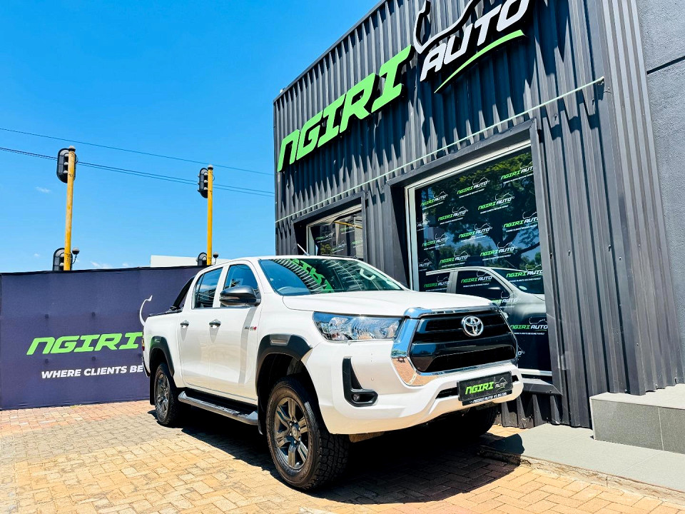 Toyota Hilux Double Cab 2.4GD6 RB Raider MT, image 2