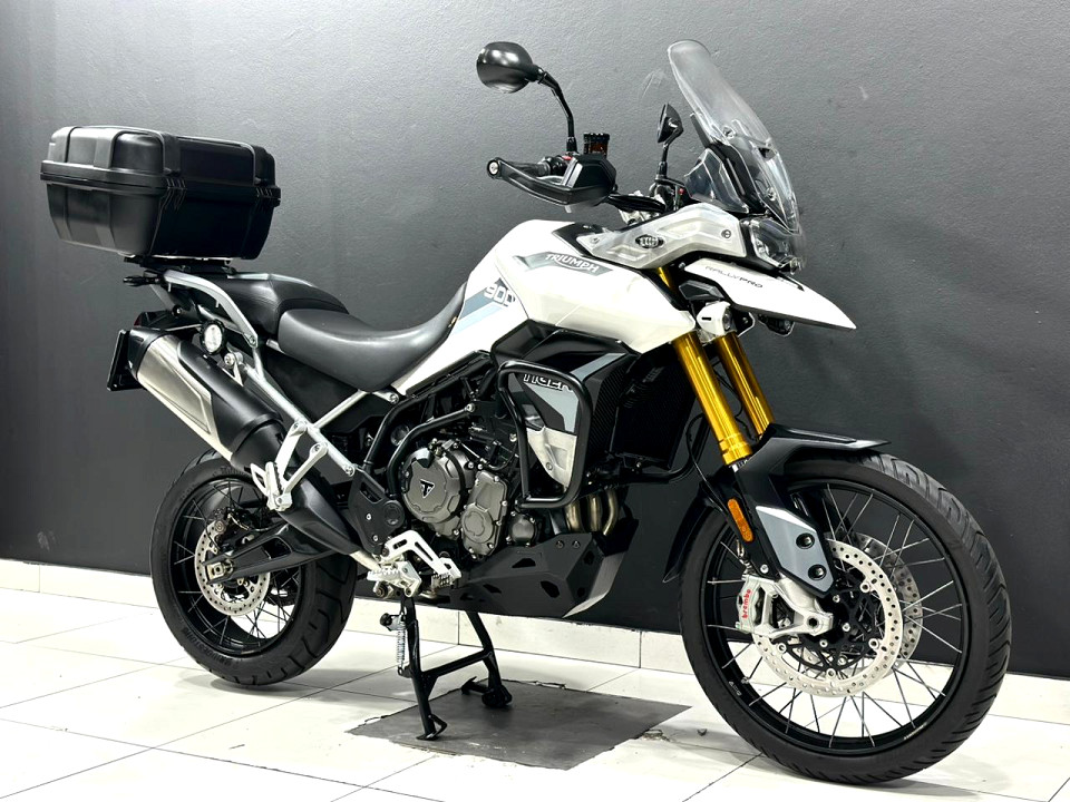 TRIUMPH 900 Rally Pro, image 1