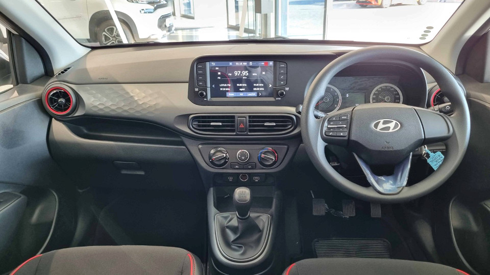 HYUNDAI GRAND I10 1.0 EXECUTIVE, image 2
