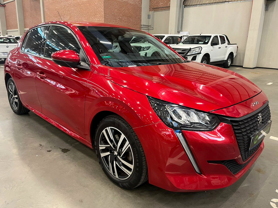 Peugeot 208 1.2T Allure, image 1
