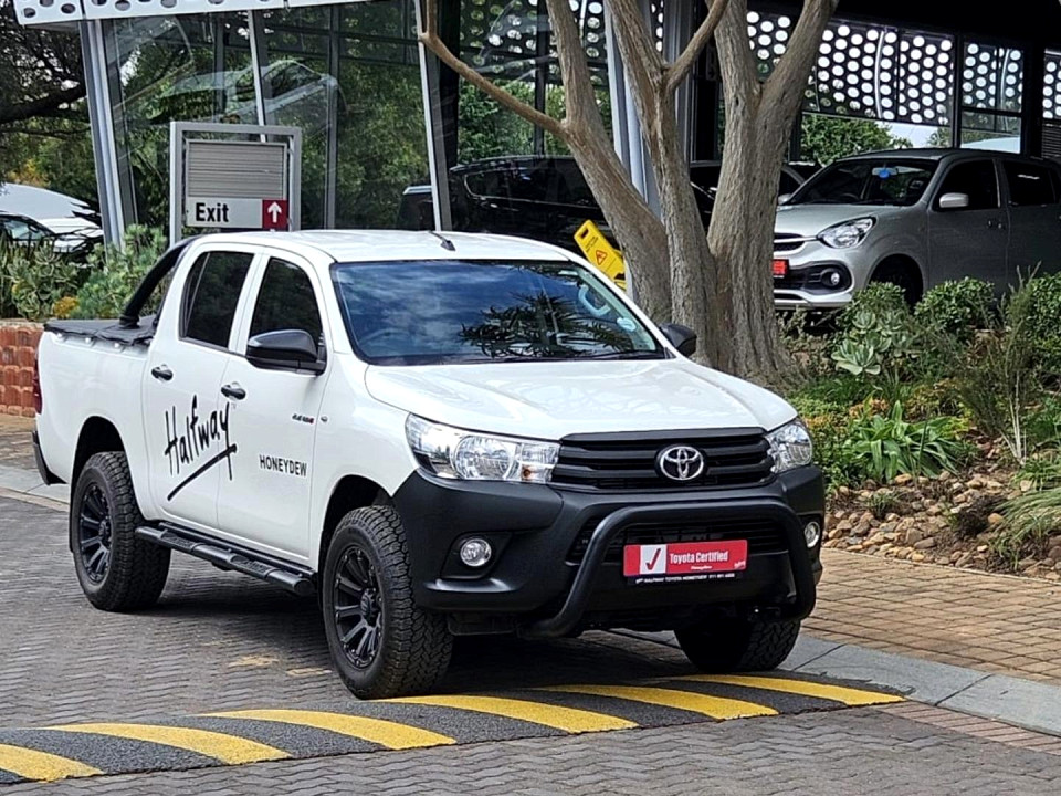 TOYOTA HILUX 2.4 GD-6 RB SR P/U D/C, image 2