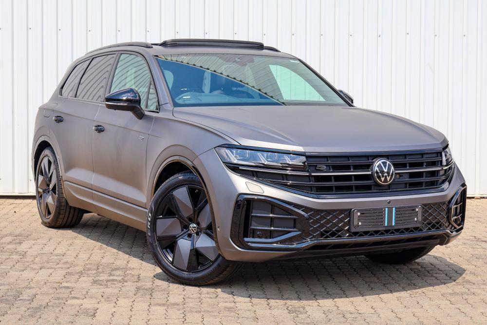 VOLKSWAGEN TOUAREG 3.0 TDI V6 R-LINE, image 1
