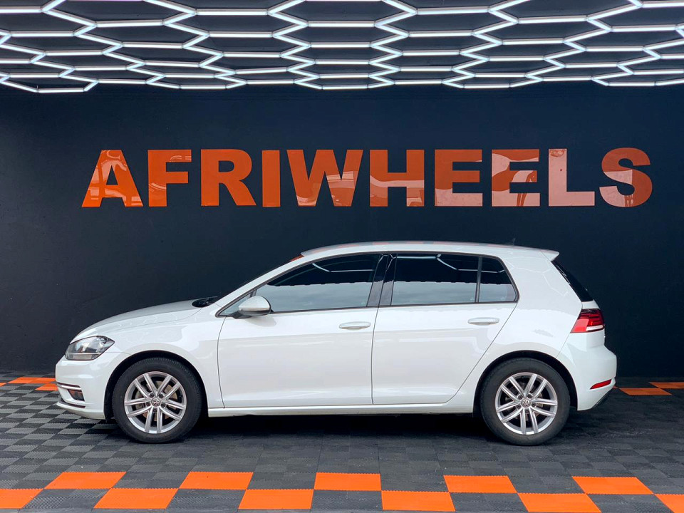 Volkswagen Golf 2.0 TDI Comfortline DSG, image 2