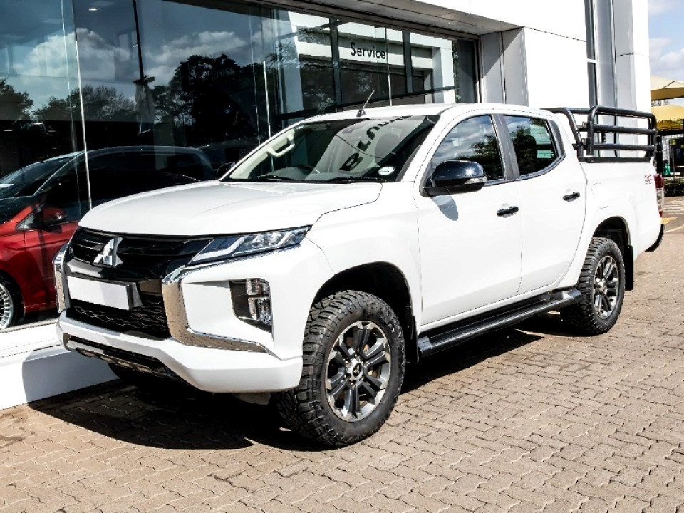 MITSUBISHI TRITON 2.4 Di-DC 4X4 A/T P/U D/C, image 1