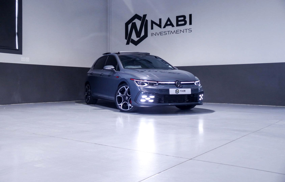 Volkswagen Golf 8 GTi  2.0 TSI DSG, image 1
