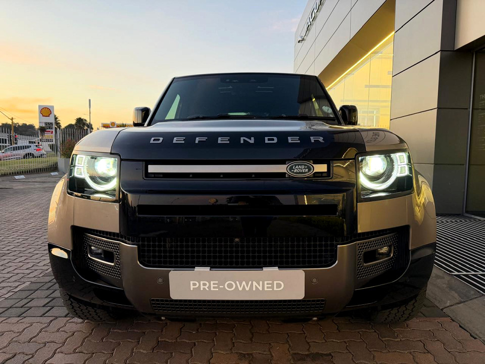 LAND ROVER DEFENDER 110 D300 X (221KW), image 2