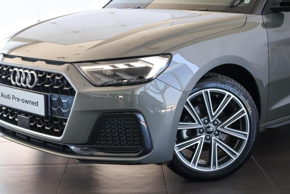 AUDI A1 SPORTBACK 30 TFSI ADVANCED S-TRONIC, image 2