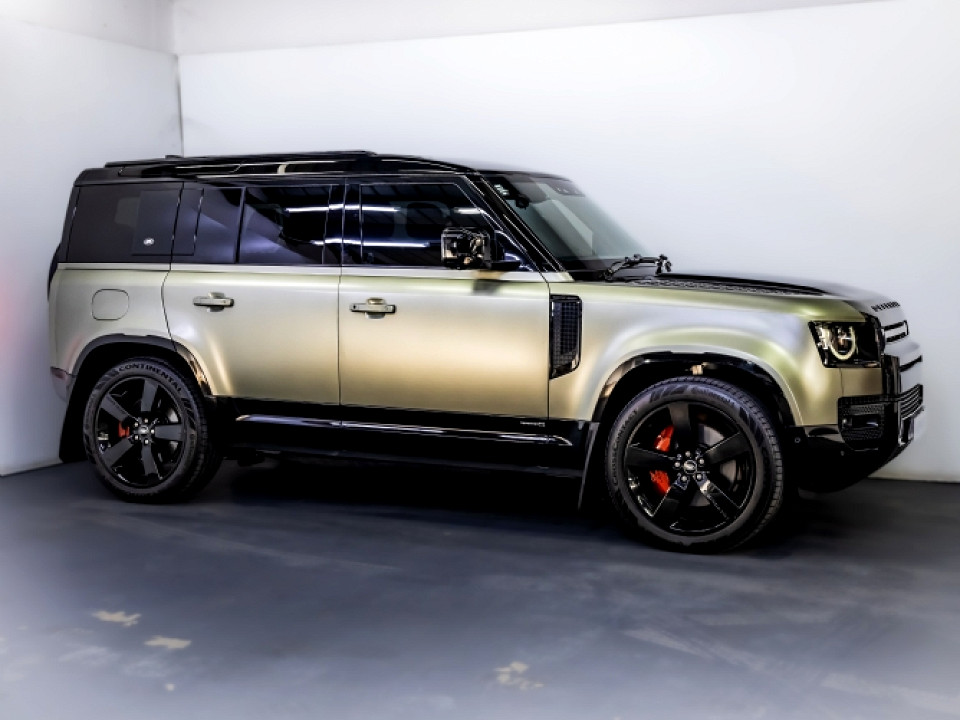 LAND ROVER DEFENDER 110 D300 X (221KW), image 2
