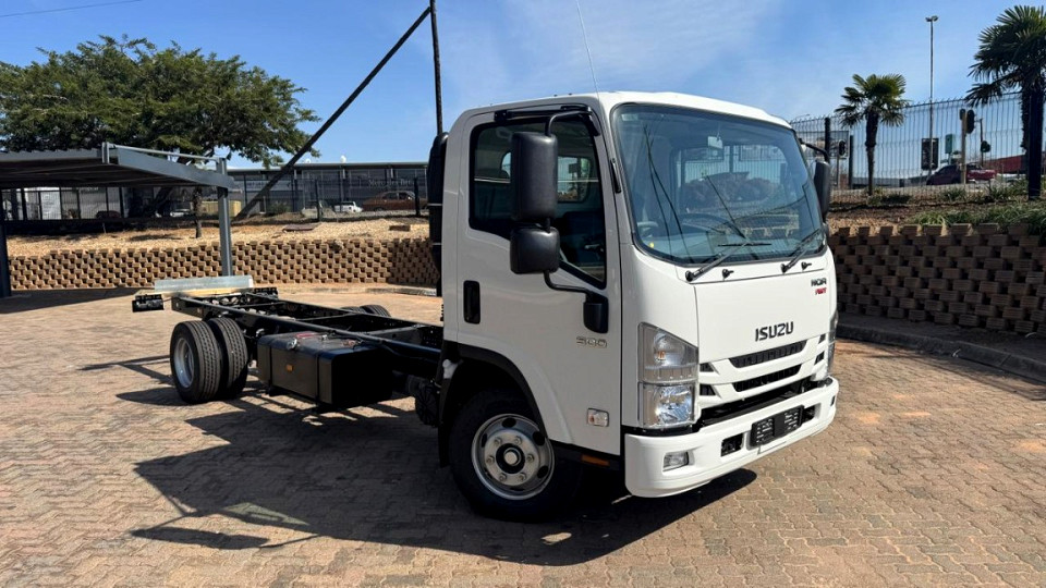 ISUZU NQR 500 AMT C/C, image 1