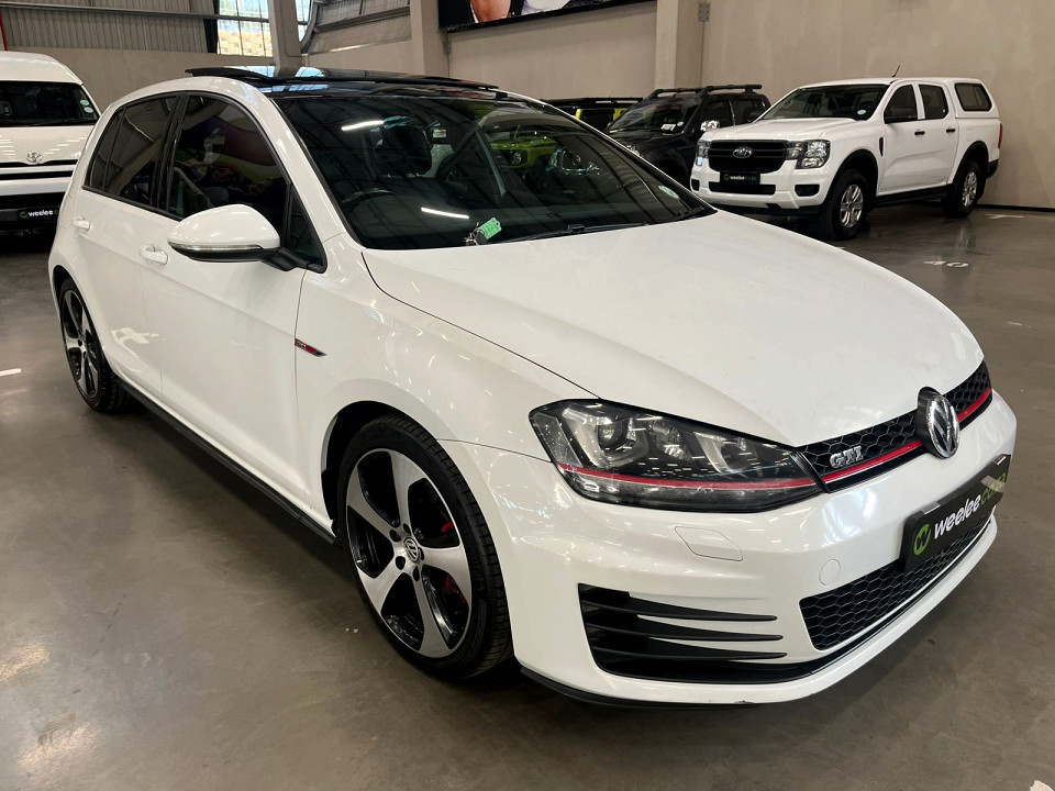 VOLKSWAGEN GOLF VII GTi 2.0 TSI DSG, image 1