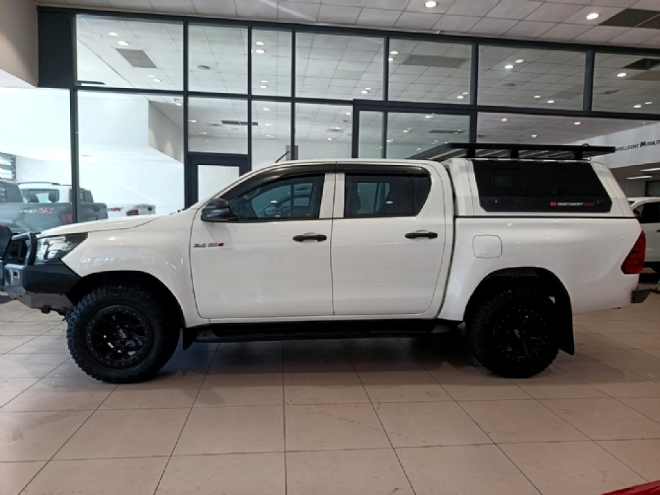TOYOTA HILUX 2.4 GD-6 SRX 4X4 P/U D/C, image 2