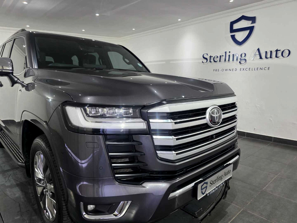 TOYOTA LANDCRUISER 300 V6 3.3D ZX, image 2