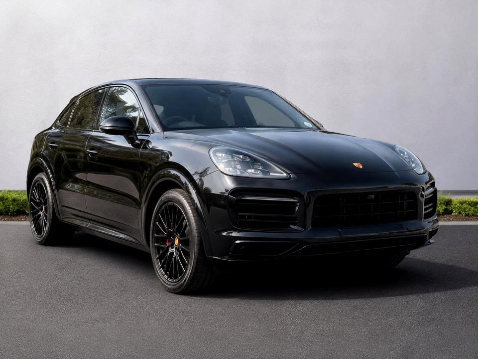 PORSCHE CAYENNE GTS COUPE