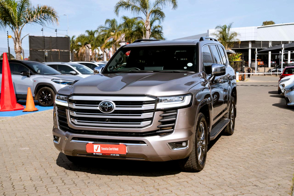 TOYOTA LANDCRUISER 300 V6 3.3D ZX, image 2