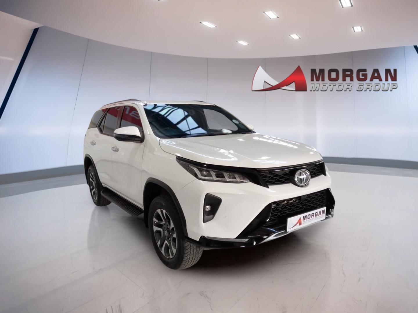 TOYOTA  FORTUNER 2.8GD-6 R/B A/T, image 1