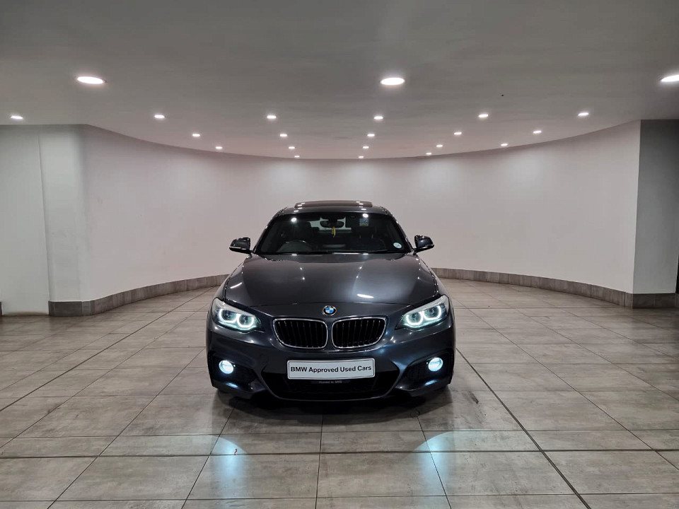 BMW 220i coupe M Sport auto, image 2
