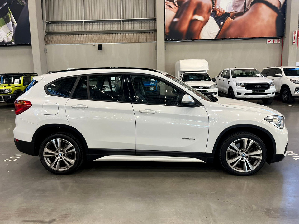 BMW X1 sDRIVE20i SPORT LINE A/T (F48), image 2