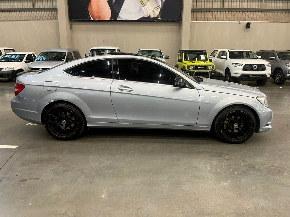 MERCEDES-BENZ C250 BE COUPE A/T, image 2