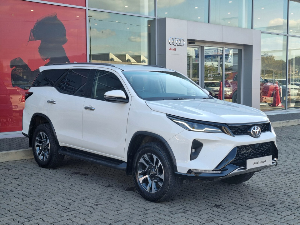 TOYOTA FORTUNER 2.4GD-6 4X4 A/T, image 1