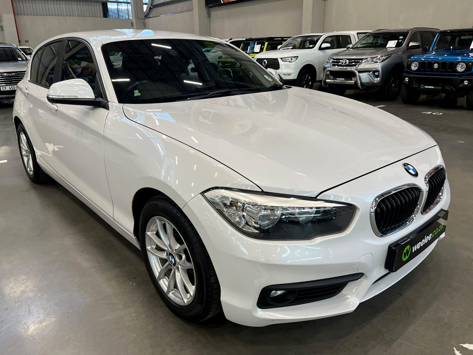 BMW 120i 5DR A/T (F20), image 1