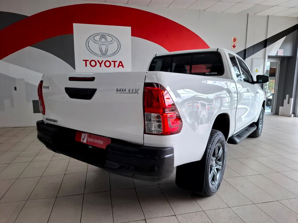 Toyota Hilux Xtra Cab 2.4 GD-6 RB Raider 6MT, image 2