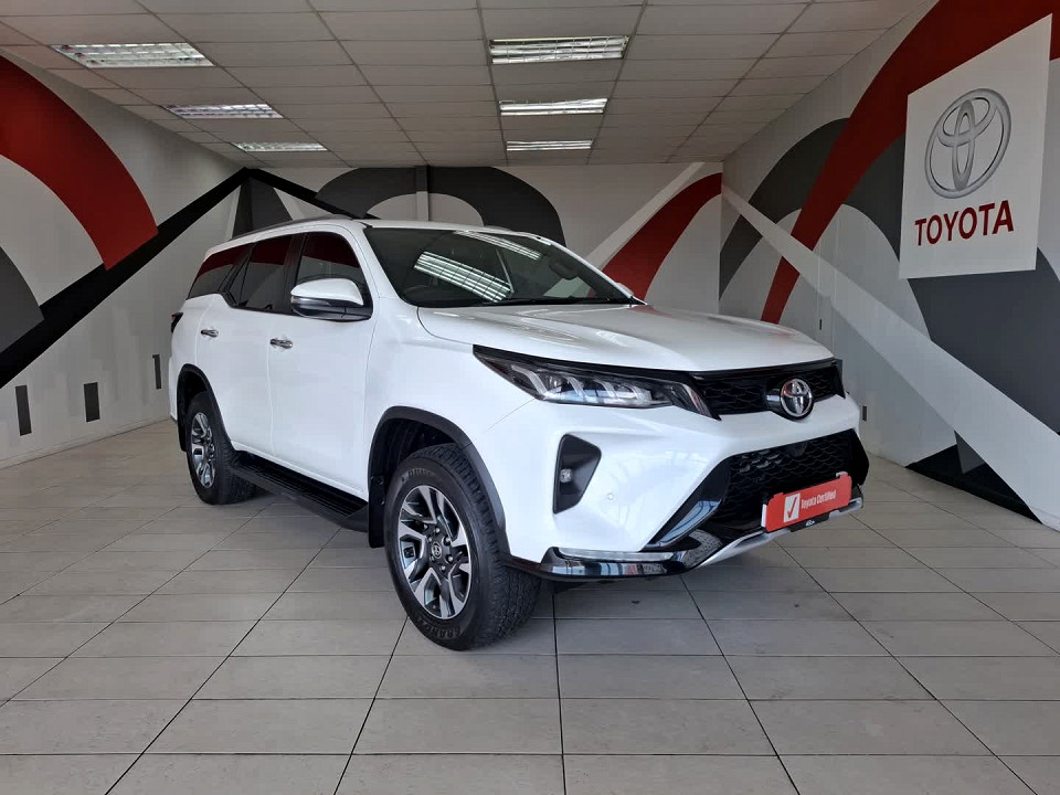 TOYOTA  FORTUNER 2.8GD-6 R/B A/T, image 1